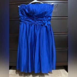 Monique Lhuillier size 8